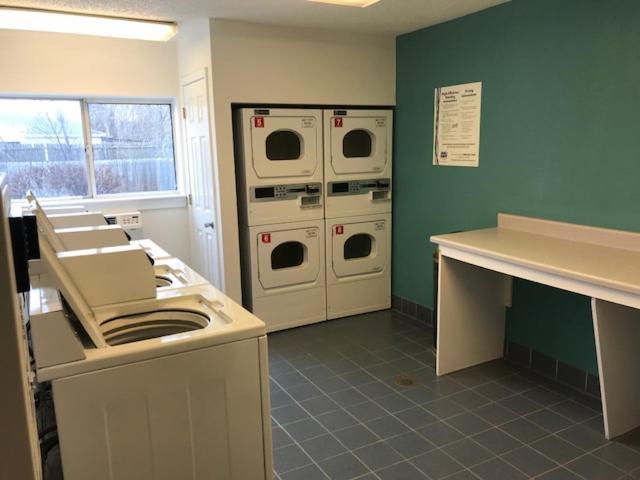 Intown Suites Extended Stay Chicago Il - Oakbrook Villa Park ภายนอก รูปภาพ