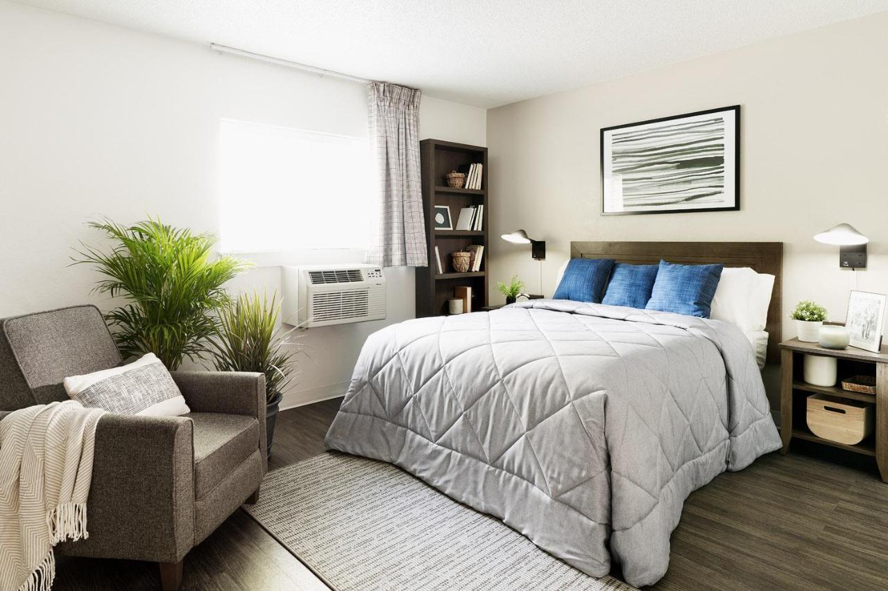 Intown Suites Extended Stay Chicago Il - Oakbrook Villa Park ภายนอก รูปภาพ